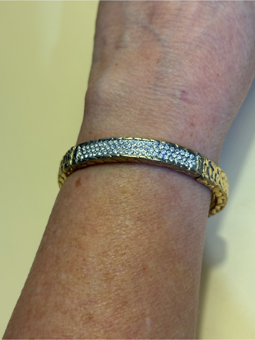 Graziano CN Gold-Plated Pavé Crystal Stretch Bracelet